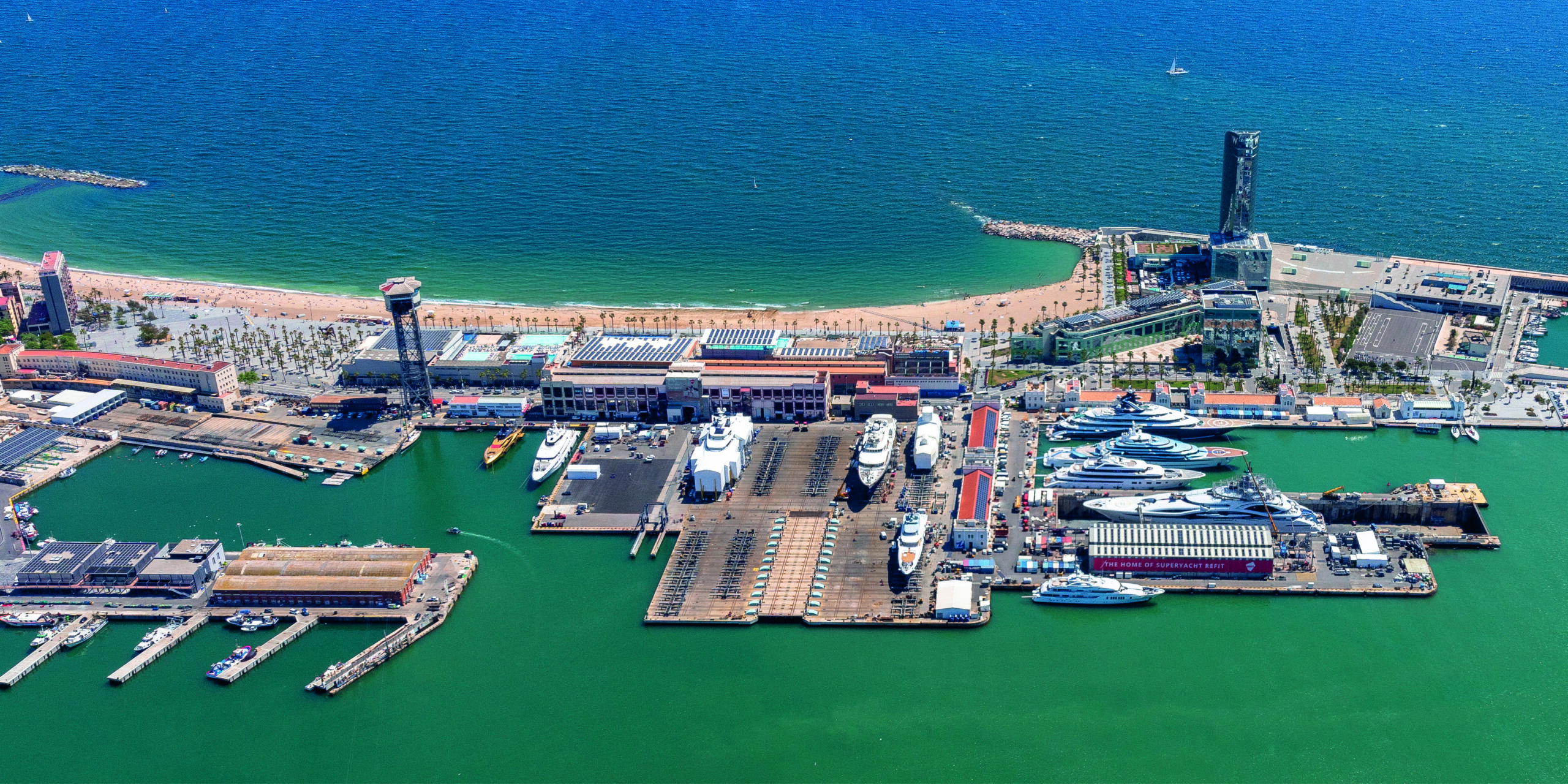 MB92 Barcelona - Aerial 100x50 2 (1)